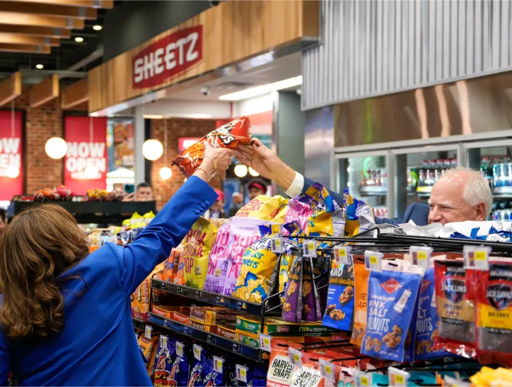 Vice President Harris and Governor Walz pick out snacks at a Sheetz